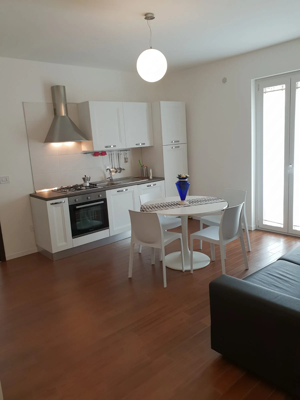 Zona giorno con cucina